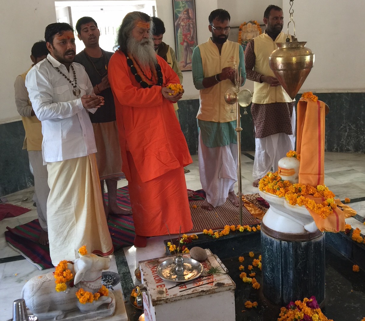 Vishwaguruji prays for World Peace 03